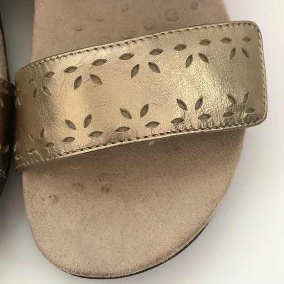 Vionic Randi Orthotic Comfort Slide Sandals Leather Metallic Gold Size 7 - Picture 3 of 16
